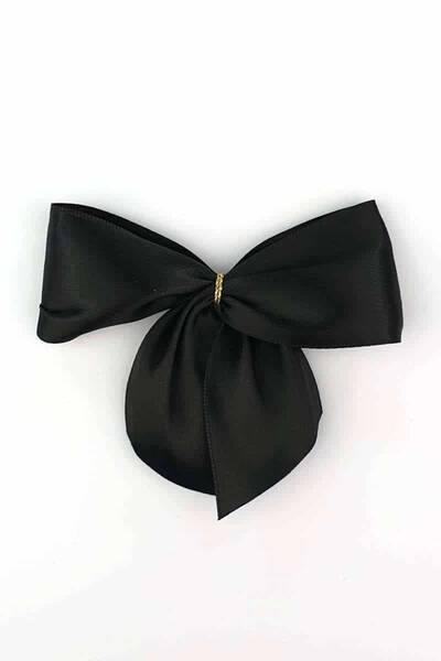 Schleife aus Satinband