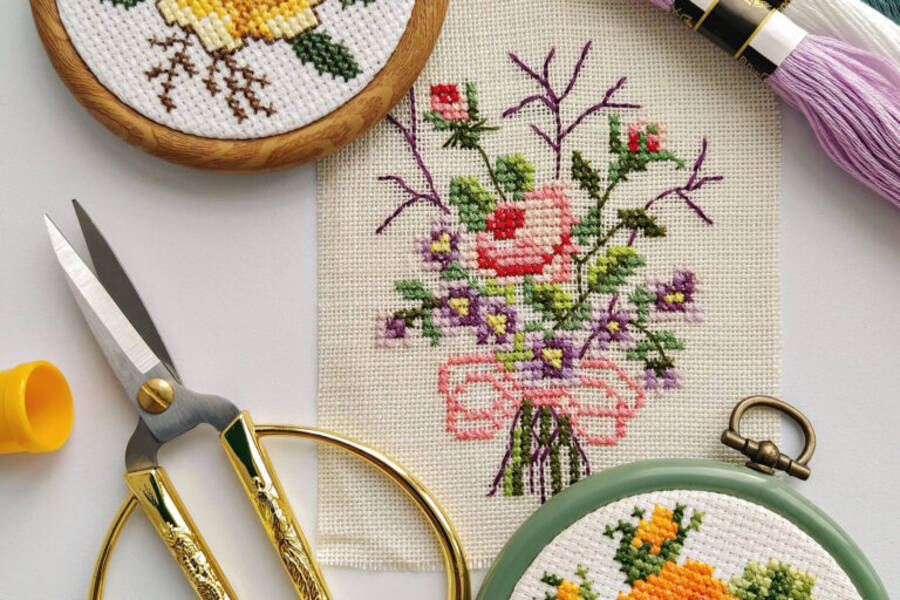 Auswahl eines Stoffes für die Stickerei