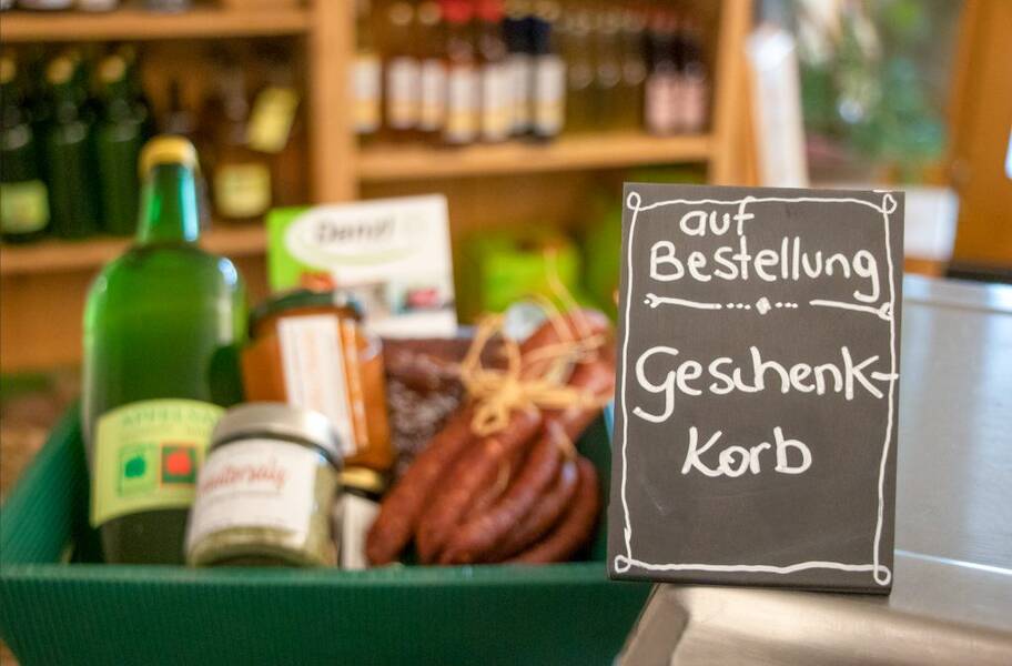 Geschenkkörbe mit ihren eigenen Händen