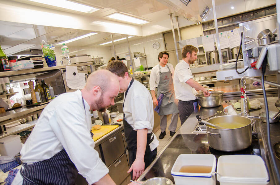 Schiffskoch: Merkmale, Aufgaben, Vor- und Nachteile