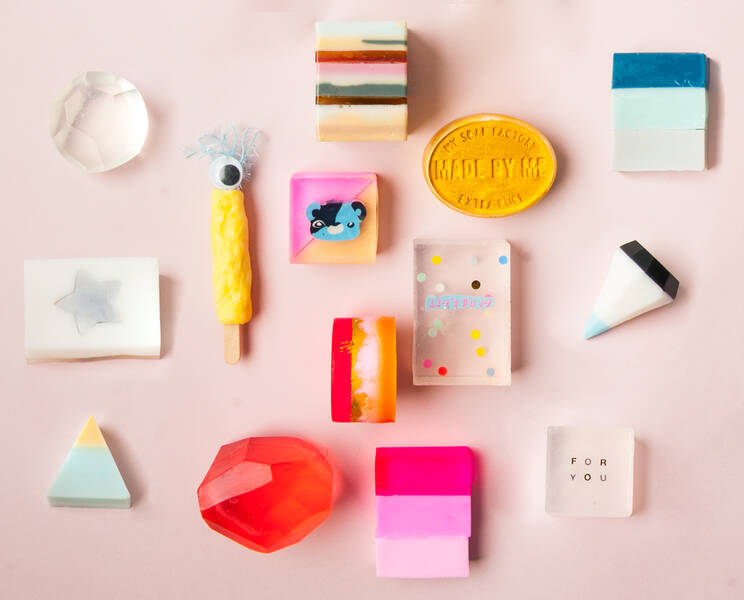 Was Sie brauchen, um Seife mit Ihren eigenen Händen zu machen?